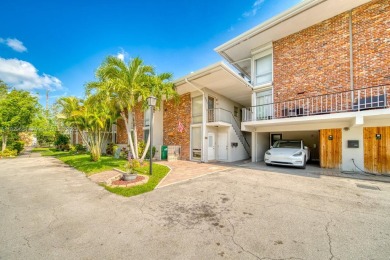 Beautifully updated 1 bedroom, 1 bathroom condo with a large on Country Club of Miami in Florida - for sale on GolfHomes.com, golf home, golf lot