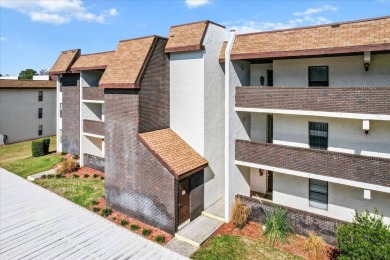 Motivated Seller! Move in ready! Open floor plan! Maintenance on Sugarmill Woods Golf and Country Club in Florida - for sale on GolfHomes.com, golf home, golf lot