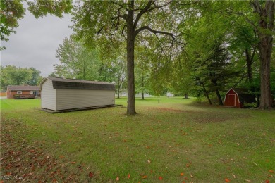 Welcome to this charming all brick ranch, nestled on a little on Mud Run Golf Course in Ohio - for sale on GolfHomes.com, golf home, golf lot