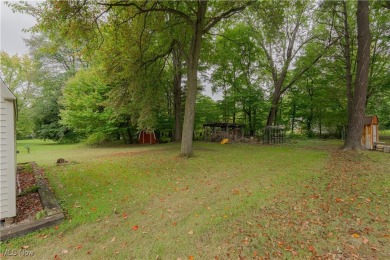 Welcome to this charming all brick ranch, nestled on a little on Mud Run Golf Course in Ohio - for sale on GolfHomes.com, golf home, golf lot