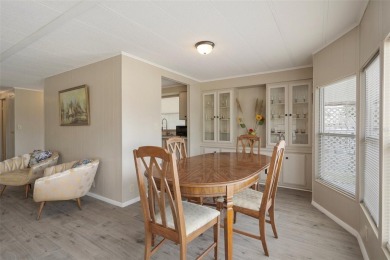 Welcome to this charming and refreshed 2-bedroom, 2-bathroom on Brookridge Country Club in Florida - for sale on GolfHomes.com, golf home, golf lot