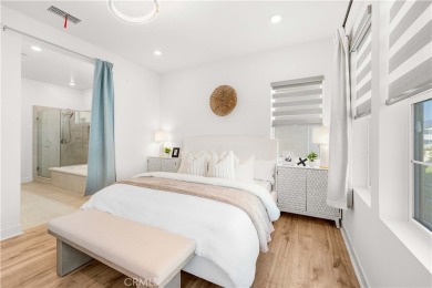 Welcome to this modern and comfortable house with luxurious yard on Oak Creek Golf Club in California - for sale on GolfHomes.com, golf home, golf lot