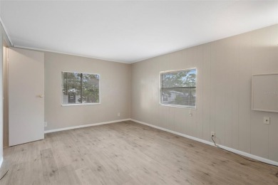 Welcome to this charming and refreshed 2-bedroom, 2-bathroom on Brookridge Country Club in Florida - for sale on GolfHomes.com, golf home, golf lot