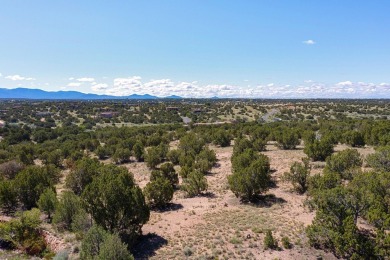 Located in Estates 1 of Las Campanas, this elevated 2.79 acre on The Club At Las Campanas  in New Mexico - for sale on GolfHomes.com, golf home, golf lot