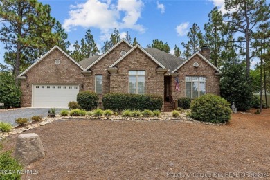 Pinehurst No 6 - beautiful brick home with single level living on Pinehurst  No. 6 Golf Course in North Carolina - for sale on GolfHomes.com, golf home, golf lot