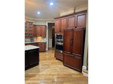 ***SELLER TO PAY $10,000 TOWARDS BUYERS CLOSING COSTS!!! Priced on Baywood Golf Club in North Carolina - for sale on GolfHomes.com, golf home, golf lot