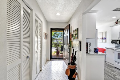 Welcome to this light & bright convertible 3 bedroom, 2 bathroom on Hunters Run Golf and Country Club in Florida - for sale on GolfHomes.com, golf home, golf lot