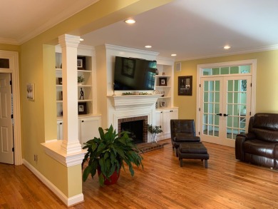 Quietly located on cul-de-sac in Williamsburg Village near on Danville Country Club in Kentucky - for sale on GolfHomes.com, golf home, golf lot