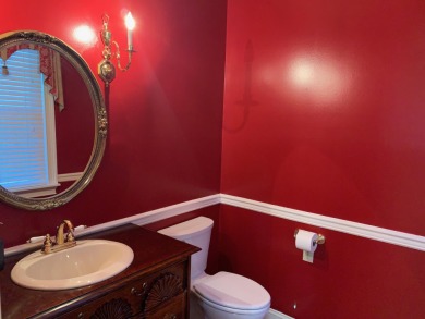 Quietly located on cul-de-sac in Williamsburg Village near on Danville Country Club in Kentucky - for sale on GolfHomes.com, golf home, golf lot