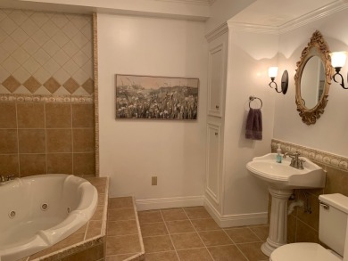 Quietly located on cul-de-sac in Williamsburg Village near on Danville Country Club in Kentucky - for sale on GolfHomes.com, golf home, golf lot