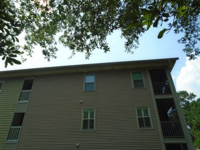Lovely 2 BR, 2 Bath villa and very nicely furnished.  LVT on  in South Carolina - for sale on GolfHomes.com, golf home, golf lot
