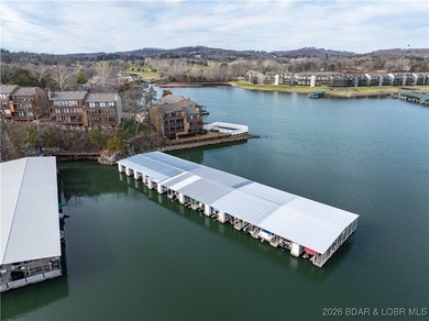 $5,000 SELLERS CONCESSIONS OFFERED PLUS A ONE YEAR HOME WARRANTY on Lake Valley Country Club in Missouri - for sale on GolfHomes.com, golf home, golf lot