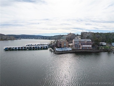 $5,000 SELLERS CONCESSIONS OFFERED PLUS A ONE YEAR HOME WARRANTY on Lake Valley Country Club in Missouri - for sale on GolfHomes.com, golf home, golf lot