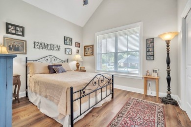 This all-brick, single-story home with split floor plan offers 3 on Hunters Creek Golf and Country Club  in South Carolina - for sale on GolfHomes.com, golf home, golf lot