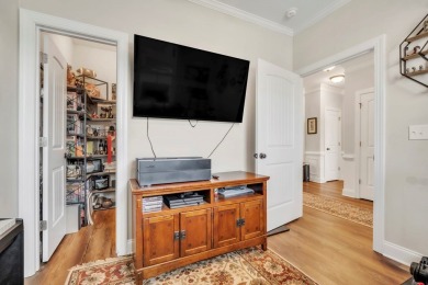 This all-brick, single-story home with split floor plan offers 3 on Hunters Creek Golf and Country Club  in South Carolina - for sale on GolfHomes.com, golf home, golf lot
