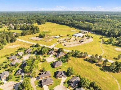 This all-brick, single-story home with split floor plan offers 3 on Hunters Creek Golf and Country Club  in South Carolina - for sale on GolfHomes.com, golf home, golf lot