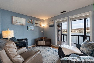 $5,000 SELLERS CONCESSIONS PLUS A ONE YEAR HOME WARRANTY on Lake Valley Country Club in Missouri - for sale on GolfHomes.com, golf home, golf lot