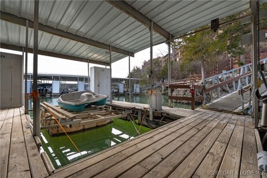 $5,000 SELLERS CONCESSIONS PLUS A ONE YEAR HOME WARRANTY on Lake Valley Country Club in Missouri - for sale on GolfHomes.com, golf home, golf lot