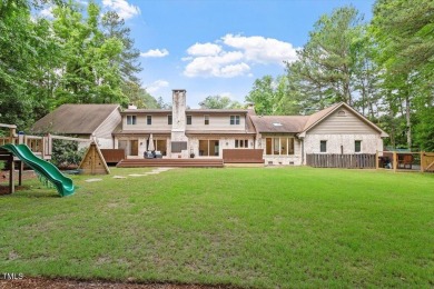 Stunning spacious home just off the 17th tee box in The Oaks on Chapel Hill Country Club in North Carolina - for sale on GolfHomes.com, golf home, golf lot