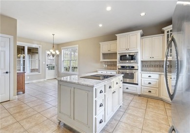 Stunning White River Home on Holiday Island Golf Course in Arkansas - for sale on GolfHomes.com, golf home, golf lot