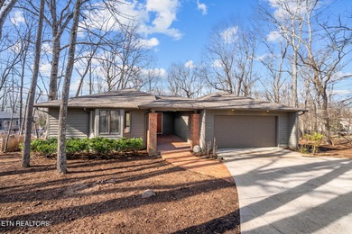 Well-maintained one-owner home in Fairfield Glade offering on Druid Hills Golf Club in Tennessee - for sale on GolfHomes.com, golf home, golf lot