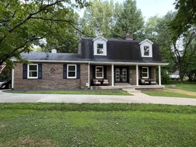 You will love all of the updates that come with this 1,682 sqft on Christmas Lake Golf Course in Indiana - for sale on GolfHomes.com, golf home, golf lot