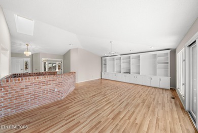 Well-maintained one-owner home in Fairfield Glade offering on Druid Hills Golf Club in Tennessee - for sale on GolfHomes.com, golf home, golf lot