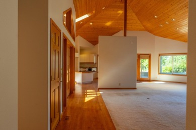This spacious single level home, nestled on the 14th Fairway of on Eagle Crest Golf Resort - Resort Course in Oregon - for sale on GolfHomes.com, golf home, golf lot