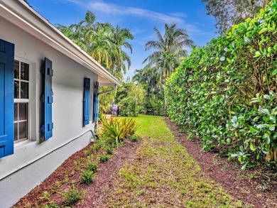 Imagine a Florida home with a sunny, tropical vibe, infused with on Lakeview Golf Club in Florida - for sale on GolfHomes.com, golf home, golf lot