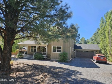 Here's your dream home crafted with love and precision. This on Pinetop Lakes Country Club in Arizona - for sale on GolfHomes.com, golf home, golf lot