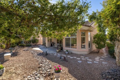 Great Golf Course View. This Tangier Model Has 2 Bedroom, 2 Bath on Mountain Vista Golf Course At Sun City Palm Desert in California - for sale on GolfHomes.com, golf home, golf lot