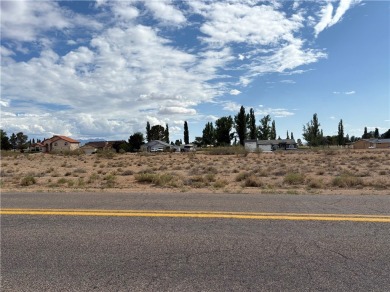 Great parcel in beautiful Valle Vista~ Homes only subdivision~ on Valle Vista Golf Course in Arizona - for sale on GolfHomes.com, golf home, golf lot