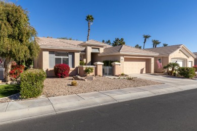 Great Golf Course View. This Tangier Model Has 2 Bedroom, 2 Bath on Mountain Vista Golf Course At Sun City Palm Desert in California - for sale on GolfHomes.com, golf home, golf lot