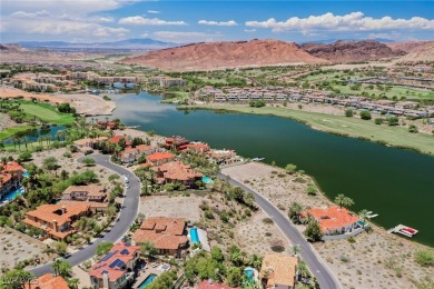 Oversized dock with HydroHoist boat lift and a 21' twin-screw on South Shore At Lake Las Vegas in Nevada - for sale on GolfHomes.com, golf home, golf lot