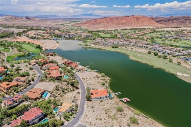 Oversized dock with HydroHoist boat lift and a 21' twin-screw on South Shore At Lake Las Vegas in Nevada - for sale on GolfHomes.com, golf home, golf lot