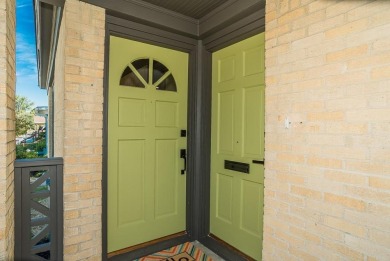 WELCOME TO 1918 BERWICK AVE. - A TIMELESS VINTAGE BRICK COTTAGE on Cedar Crest Golf Course in Texas - for sale on GolfHomes.com, golf home, golf lot