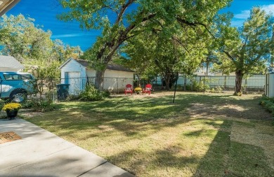 WELCOME TO 1918 BERWICK AVE. - A TIMELESS VINTAGE BRICK COTTAGE on Cedar Crest Golf Course in Texas - for sale on GolfHomes.com, golf home, golf lot