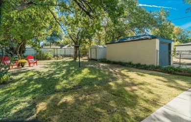 WELCOME TO 1918 BERWICK AVE. - A TIMELESS VINTAGE BRICK COTTAGE on Cedar Crest Golf Course in Texas - for sale on GolfHomes.com, golf home, golf lot