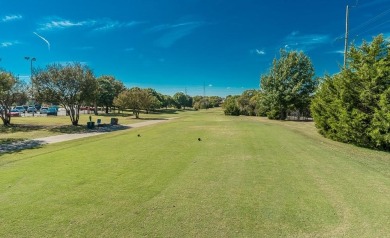 WELCOME TO 1918 BERWICK AVE. - A TIMELESS VINTAGE BRICK COTTAGE on Cedar Crest Golf Course in Texas - for sale on GolfHomes.com, golf home, golf lot