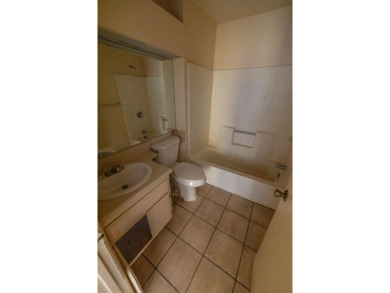 This 2 Bedroom, 2 bath condo has 800 SF of living space. Built on Silver Lakes Golf Course in California - for sale on GolfHomes.com, golf home, golf lot