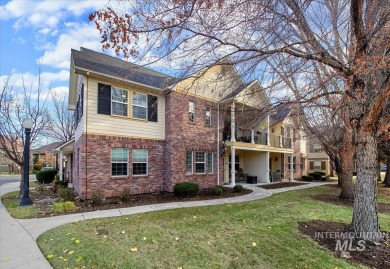 This beautifully maintained corner condo near downtown Eagle on Eagle Hills Golf Course in Idaho - for sale on GolfHomes.com, golf home, golf lot