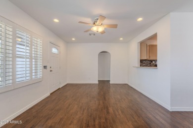 Live steps to 222-acre Encanto Park with two golf courses, a 7 on Encanto 18 Golf Course in Arizona - for sale on GolfHomes.com, golf home, golf lot
