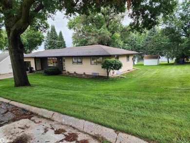 Incredibly clean 3-bedroom ranch-style home located on on Ida Grove Country Club in Iowa - for sale on GolfHomes.com, golf home, golf lot