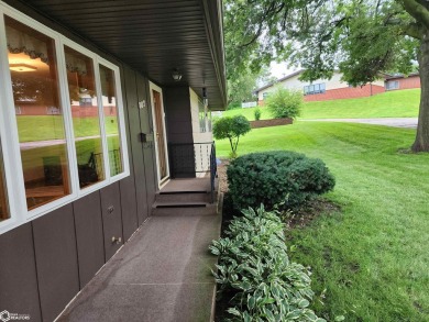 Incredibly clean 3-bedroom ranch-style home located on on Ida Grove Country Club in Iowa - for sale on GolfHomes.com, golf home, golf lot