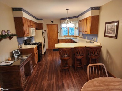 Incredibly clean 3-bedroom ranch-style home located on on Ida Grove Country Club in Iowa - for sale on GolfHomes.com, golf home, golf lot