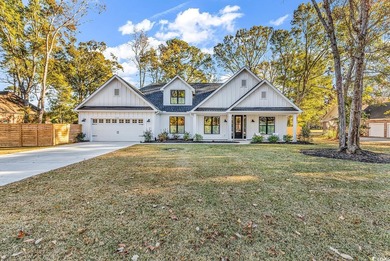 Welcome to 1521 Hawthorn Drive, a beautifully crafted newer on The Tradition Golf Club in South Carolina - for sale on GolfHomes.com, golf home, golf lot