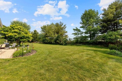 Opportunity awaits at 437 Prairie Knoll! This spacious condo is on Timber Pointe Golf Club in Illinois - for sale on GolfHomes.com, golf home, golf lot