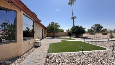 Spacious 3-bed, 3-bath + loft, 2-story home on golf course on Cottonwood Country Club in Arizona - for sale on GolfHomes.com, golf home, golf lot