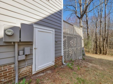 Charming 3BR/2.5BA home in desirable Hedingham! This 1,571 sq ft on Hedingham Golf and Athletic Club in North Carolina - for sale on GolfHomes.com, golf home, golf lot