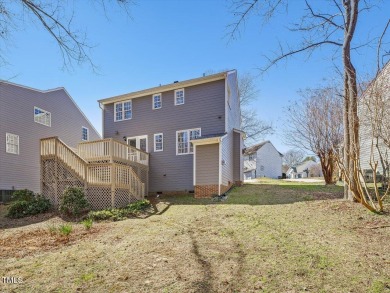 Charming 3BR/2.5BA home in desirable Hedingham! This 1,571 sq ft on Hedingham Golf and Athletic Club in North Carolina - for sale on GolfHomes.com, golf home, golf lot